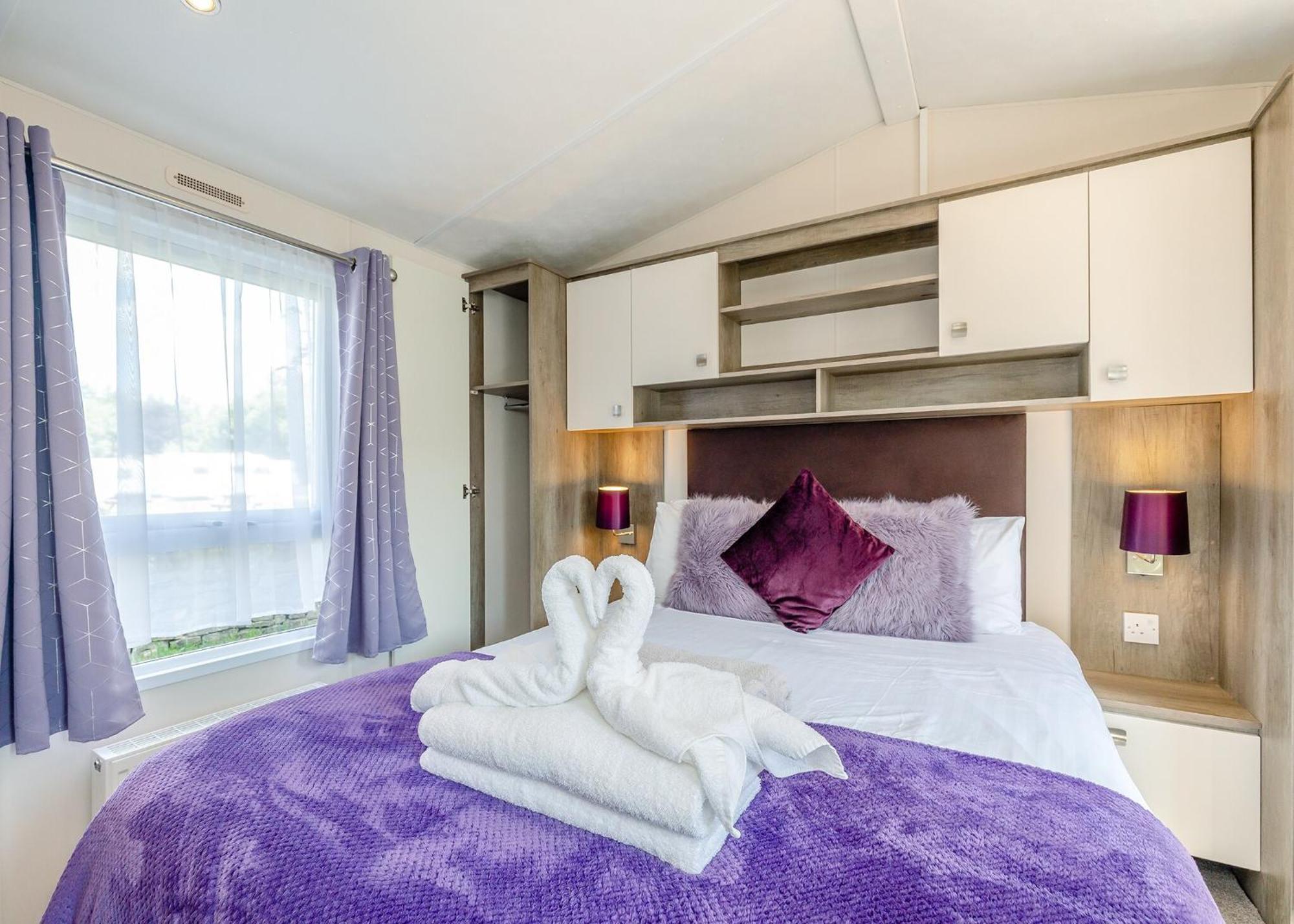 Longnor Wood Holiday Park Екстериор снимка