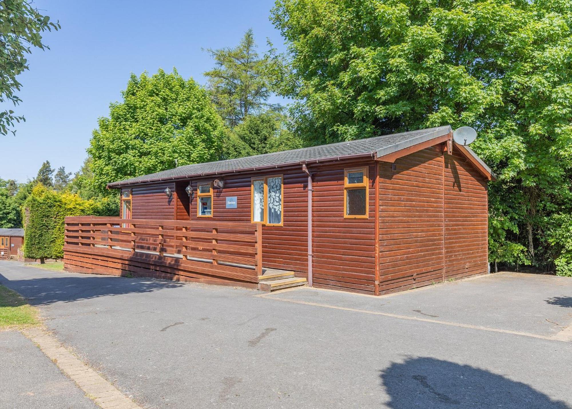 Longnor Wood Holiday Park Екстериор снимка
